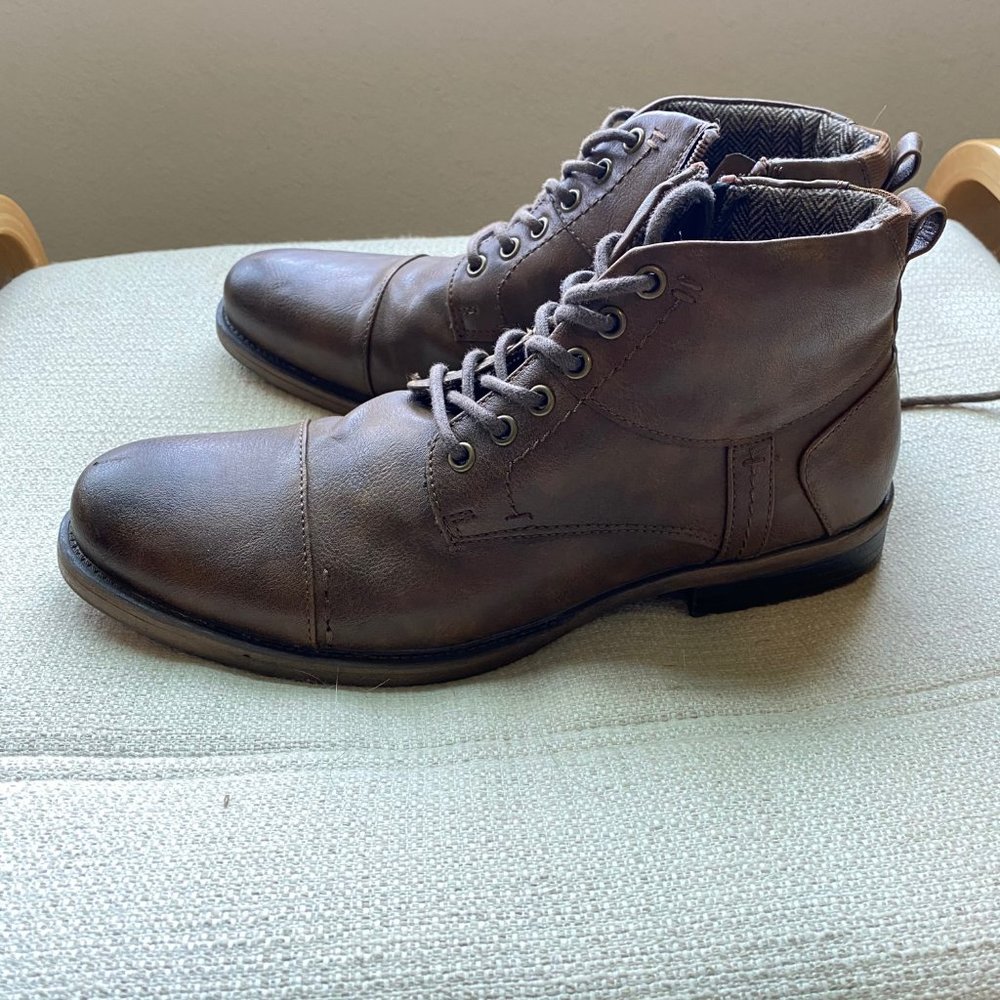 Restoration Boots - Sz 9